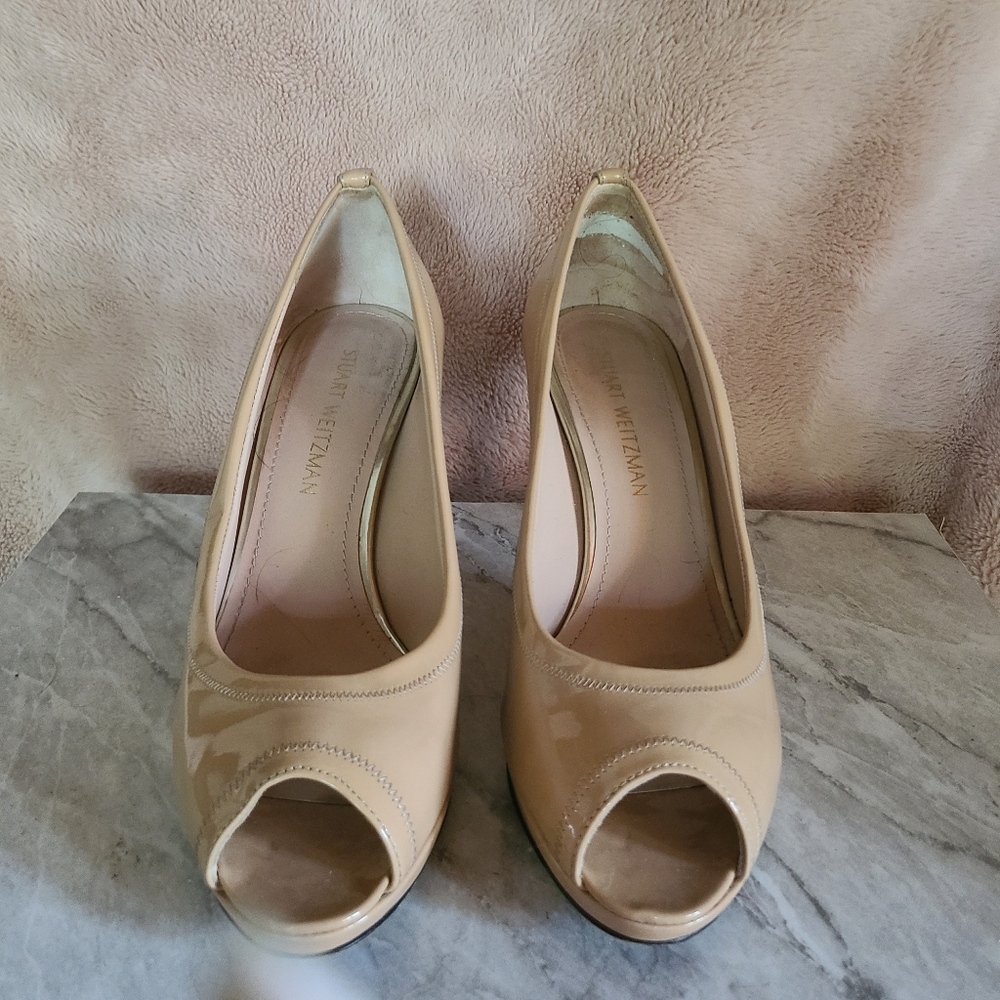 Stuart Weitzman Peep Toe Neutral Patent Leather Tan Heels
